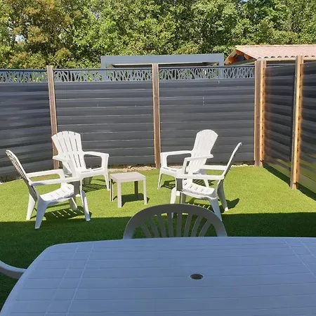 Дом отдыха Le Paradis Acquis *