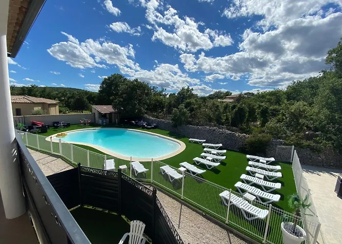Le Paradis Acquis Casa de Férias Labastide-de-Virac